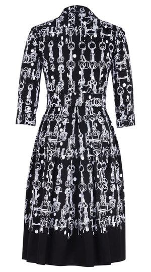 Audrey Dress #1 Shirt Collar 3/4 Sleeve Long Length Cotton Stretch (Horse Chain)