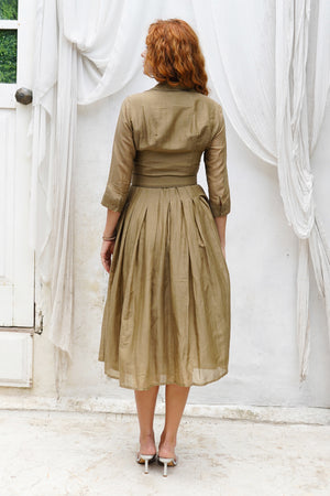 Aster Dress Shirt Collar 3/4 Sleeve Midi Length Silk Musola (Solid)