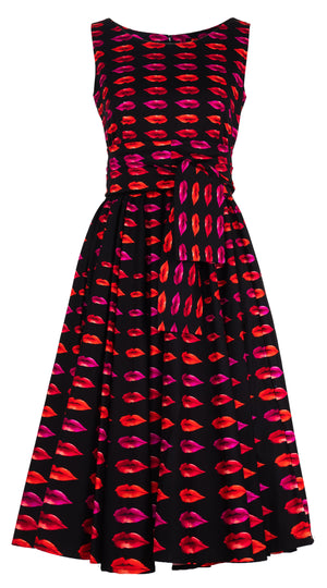 Abelia Dress Boat Neck Sleeveless Midi Length Cotton Stretch (Watercolor Lips) @2