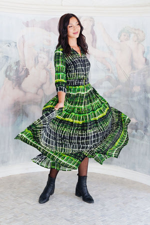 Audrey Dress #4 Shirt Collar 3/4 Sleeve Midi Length Wool (Watercolor Plaid Big) - Green