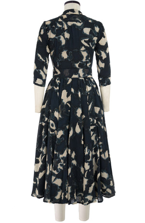 Aster Dress Shirt Collar 3/4 Sleeve Midi Plus Length Wool (Abstract Pace) - Midnight Blue