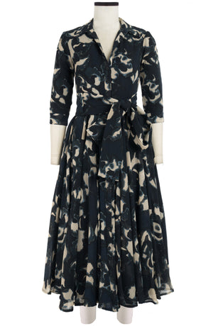 Aster Dress Shirt Collar 3/4 Sleeve Midi Plus Length Wool (Abstract Pace) - Midnight Blue