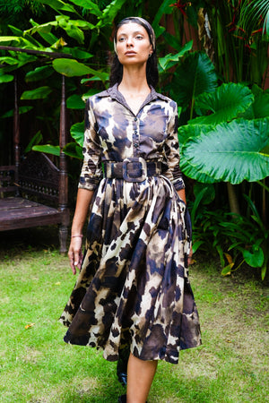 Sabrina Dress Shirt Collar 3/4 Sleeve Midi Plus Length Poliamide Taffta (Baby Mucca)