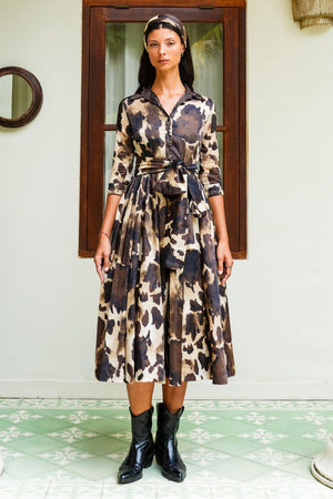 Sabrina Dress Shirt Collar 3/4 Sleeve Midi Plus Length Poliamide Taffta (Baby Mucca)