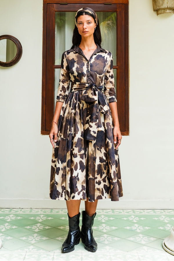 Sabrina Dress Shirt Collar 3/4 Sleeve Midi Plus Length Poliamide Taffta (Baby Mucca)