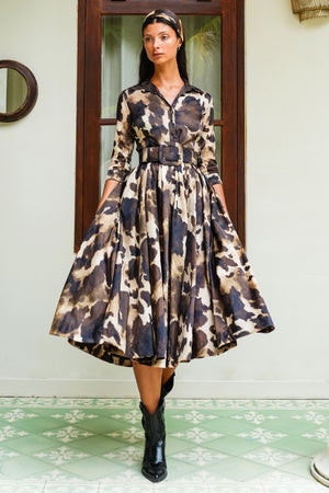 Sabrina Dress Shirt Collar 3/4 Sleeve Midi Plus Length Poliamide Taffta (Baby Mucca)