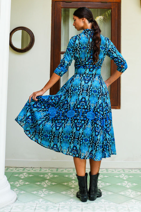 Aster Dress Shirt Collar 3/4 Sleeve Midi Length Wool (Bambay Ikat Bright) - Black Blue