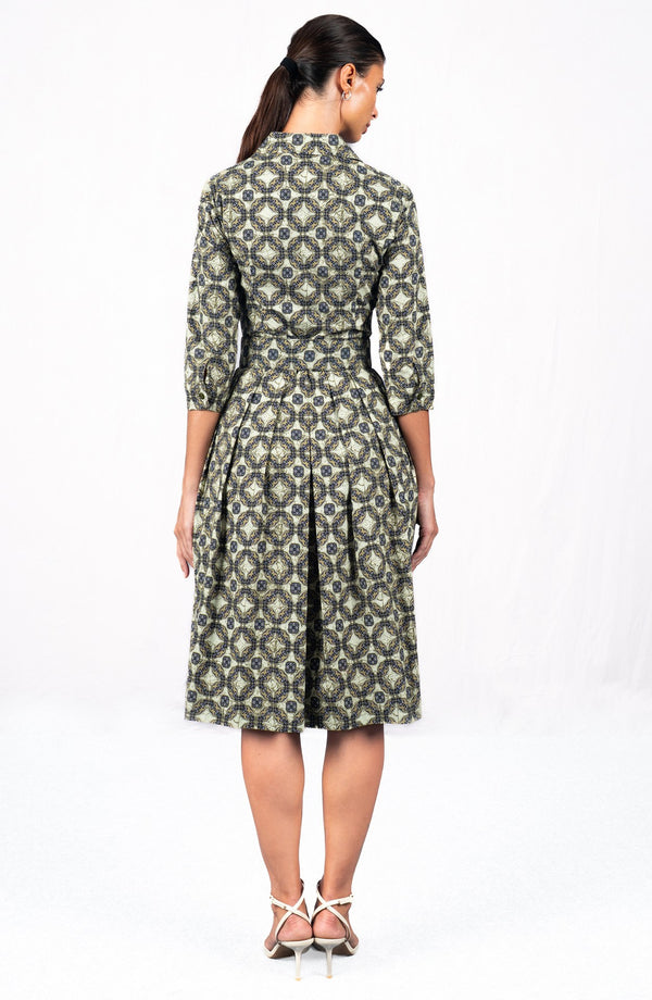 Audrey Dress #1 Shirt Collar 3/4 Sleeve Long Length Cotton Stretch (Gotico Beige)