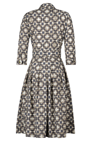 Audrey Dress #1 Shirt Collar 3/4 Sleeve Long Length Cotton Stretch (Gotico Beige)