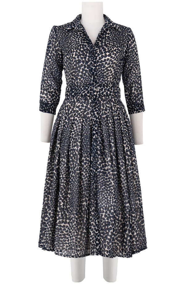 Audrey Dress #4 Shirt Collar 3/4 Sleeve Midi Length Wool (Heart Wave) - Ivory Indigo