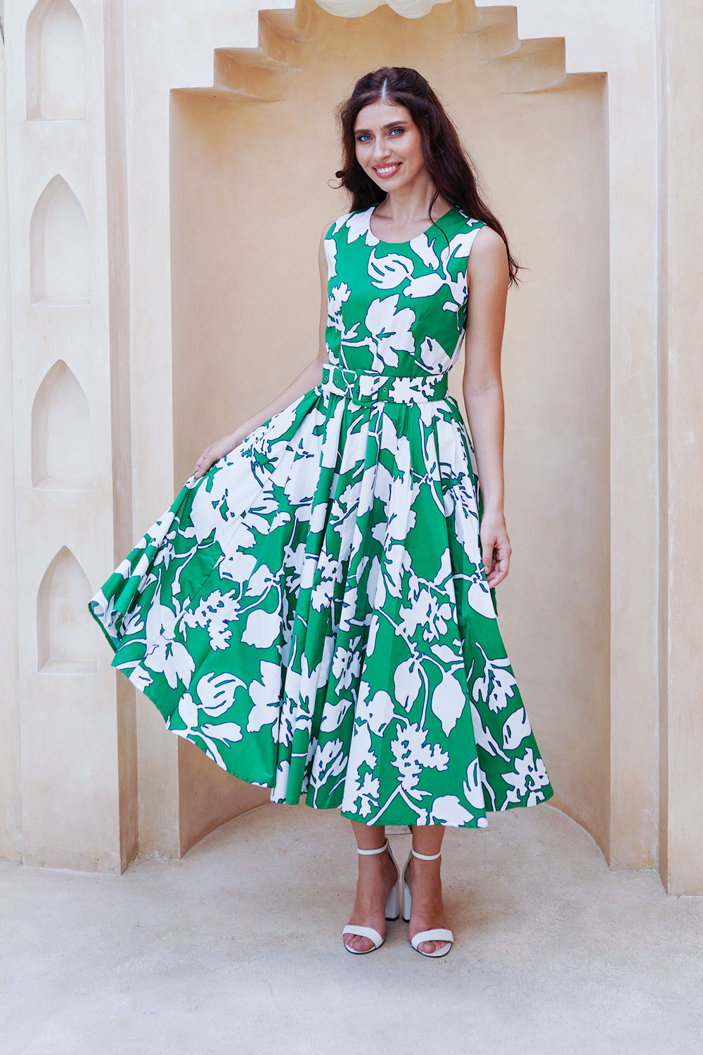 Abelia Dress Crew Neck Sleeveless Midi Length Cotton Stretch (Hemingway Flower Ground)