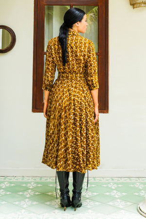 Aster Dress Shirt Collar 3/4 Sleeve Midi Length Wool (Hounds Dots) - Deep Mustard