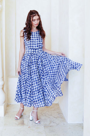 Aster Dress Crew Neck Sleeveless Midi Length Cotton Musola (Houndstooth Toile White)