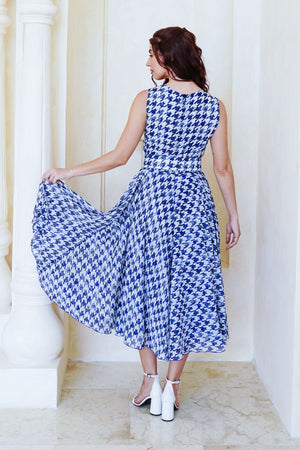 Aster Dress Crew Neck Sleeveless Midi Length Cotton Musola (Houndstooth Toile White)