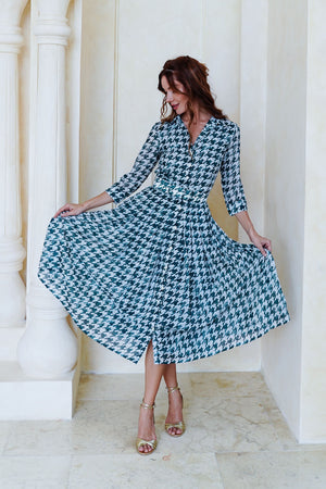 Audrey Dress #4 Shirt Collar 3/4 Sleeve Midi Length Cotton Musola (Houndstooth Toile White)