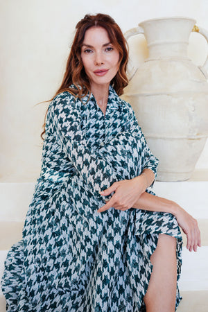 Audrey Dress #4 Shirt Collar 3/4 Sleeve Midi Length Cotton Musola (Houndstooth Toile White)