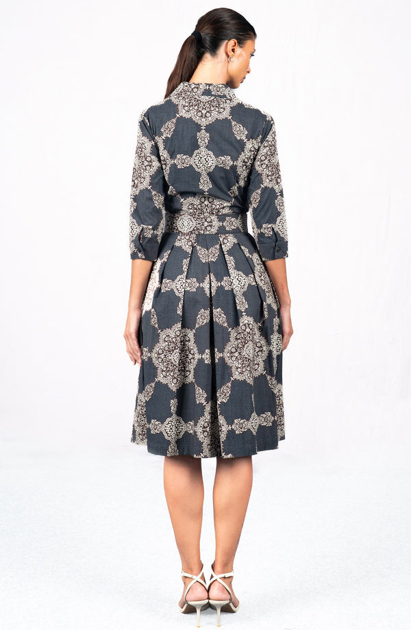 Audrey Dress #1 Shirt Collar 3/4 Sleeve Long Length Cotton Stretch (Medallion Paisley Dark)