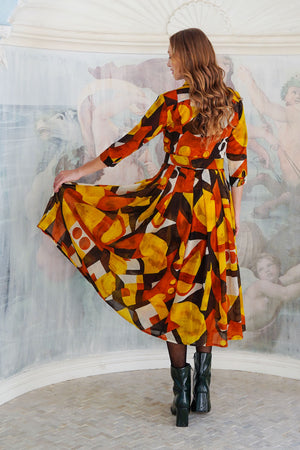 Audrey Dress #4 Shirt Collar 3/4 Sleeve Midi Length Wool (Morello Graphic Dark) - Ivory Orange Sepia