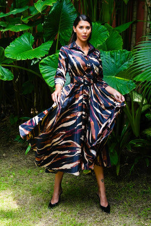 Aster Dress Shirt Collar 3/4 Sleeve Midi Plus Length Nylon (Multi Zebra Dark)