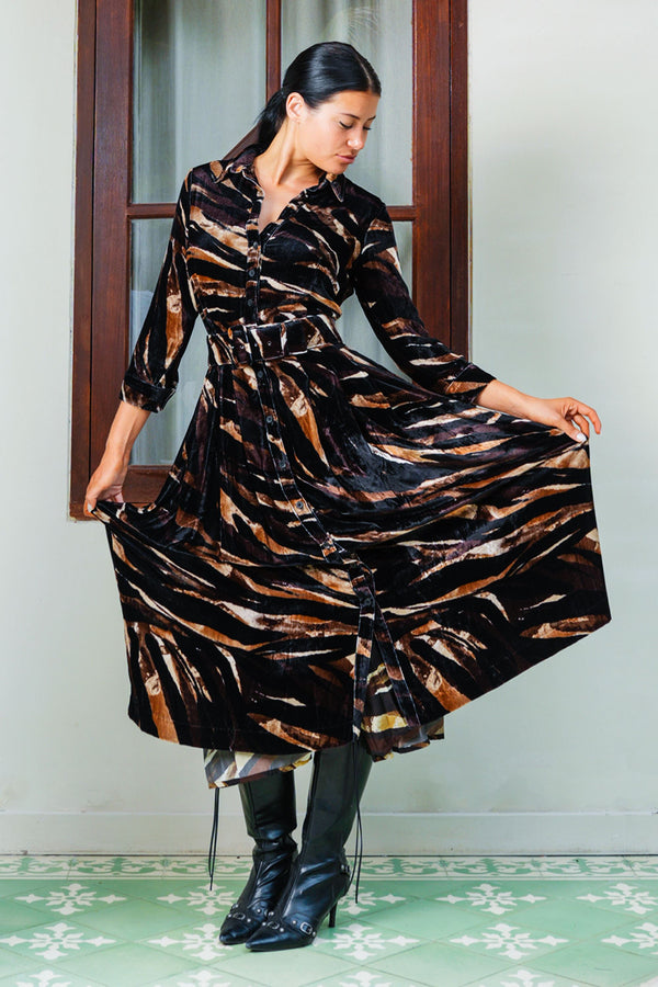 Audrey Dress #3 Shirt Collar 3/4 Sleeve Midi Plus Length Silk Velvet (Multi Zebra Dark)