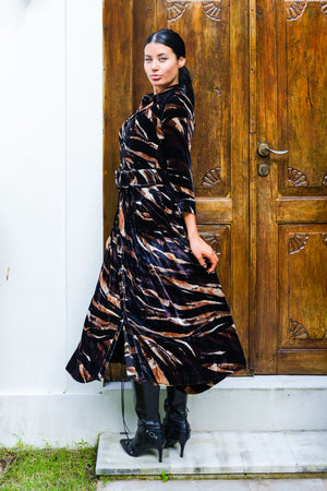 Audrey Dress #3 Shirt Collar 3/4 Sleeve Midi Plus Length Silk Velvet (Multi Zebra Dark)
