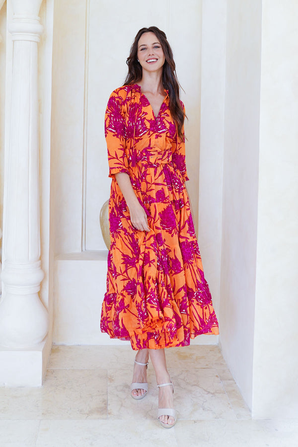 Eva Dress Crew Neck 3/4 Sleeve Tea Length Cotton Musola (Primavery Silhouette Ground)