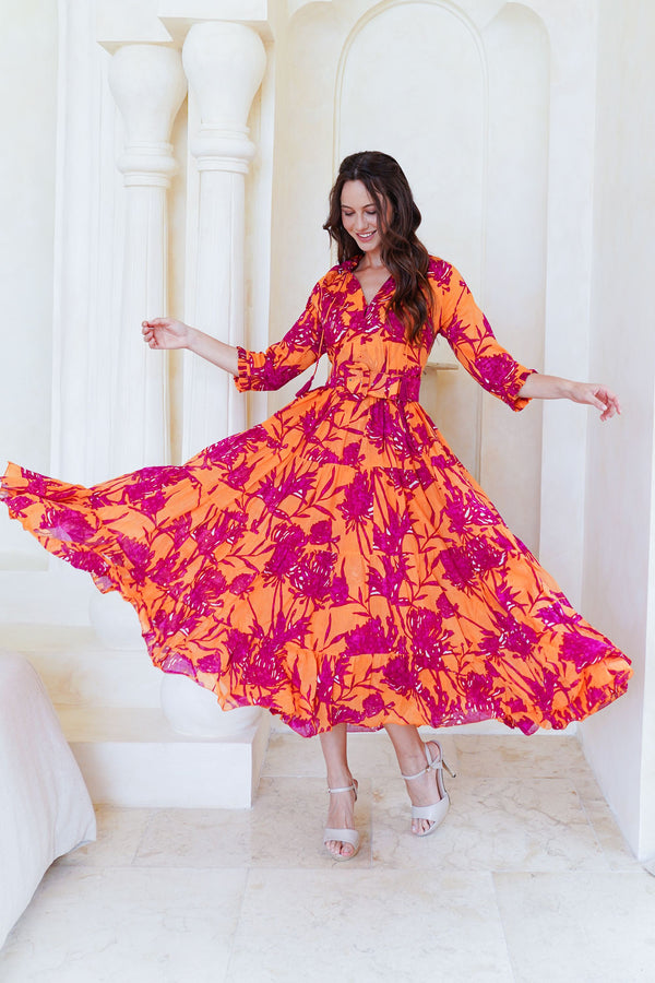 Eva Dress Crew Neck 3/4 Sleeve Tea Length Cotton Musola (Primavery Silhouette Ground)