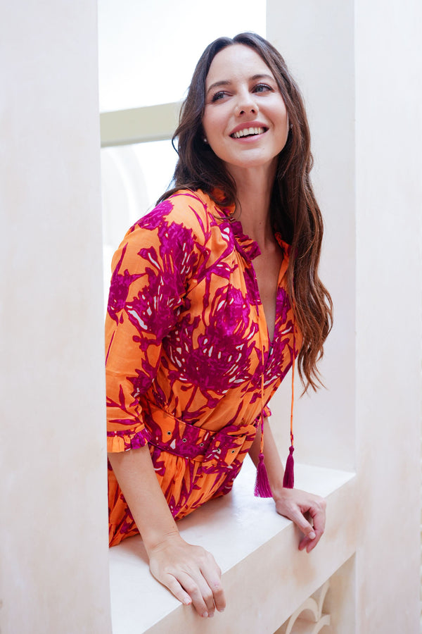 Eva Dress Crew Neck 3/4 Sleeve Tea Length Cotton Musola (Primavery Silhouette Ground)