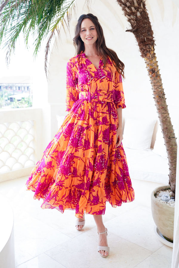 Eva Dress Crew Neck 3/4 Sleeve Tea Length Cotton Musola (Primavery Silhouette Ground)