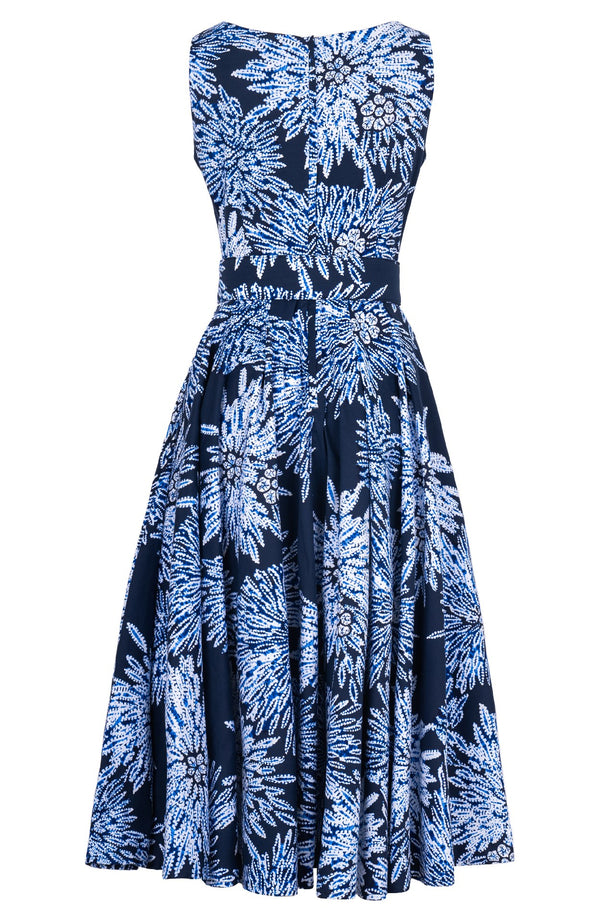Abelia Dress Boat Neck Sleeveless Midi Length Cotton Stretch (Shibori Sumire)
