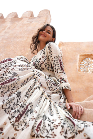 Melanie Dress Crew Neck 3/4 Sleeve Midi Plus Length Linen (Suzani Ferns)