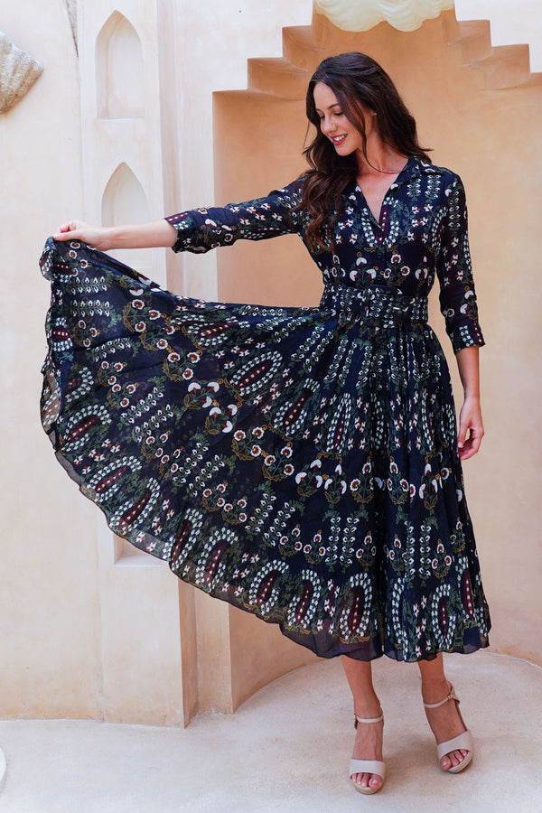 Aster Dress Shirt Collar 3/4 Sleeve Midi Length Cotton Musola (Suzani Ferns)