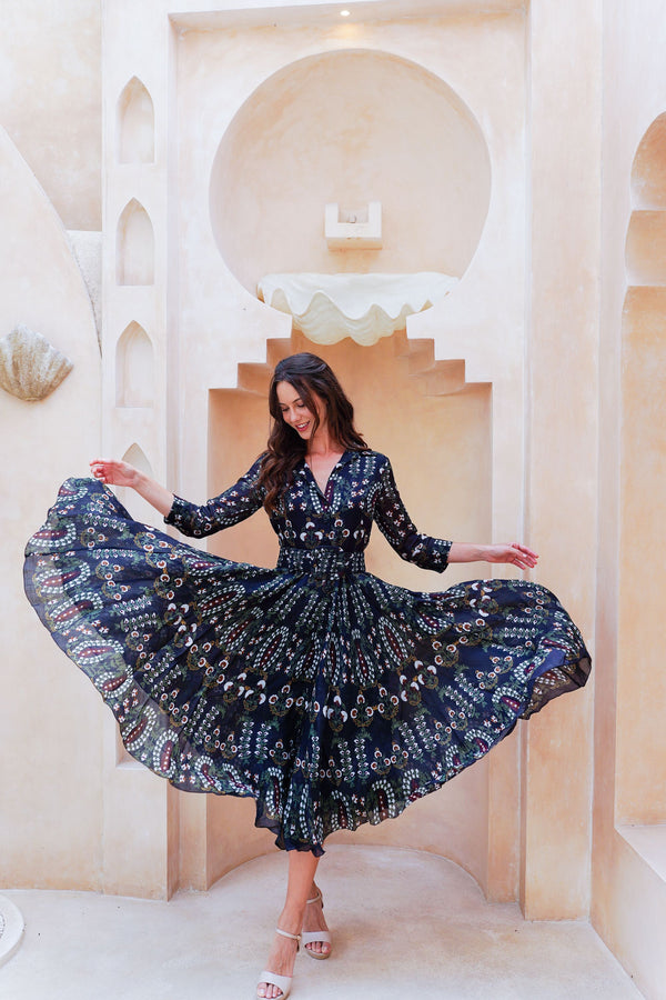 Aster Dress Shirt Collar 3/4 Sleeve Midi Length Cotton Musola (Suzani Ferns)