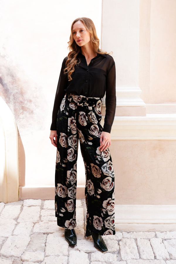 Peiga Pants Silk Velvet (White Rose)