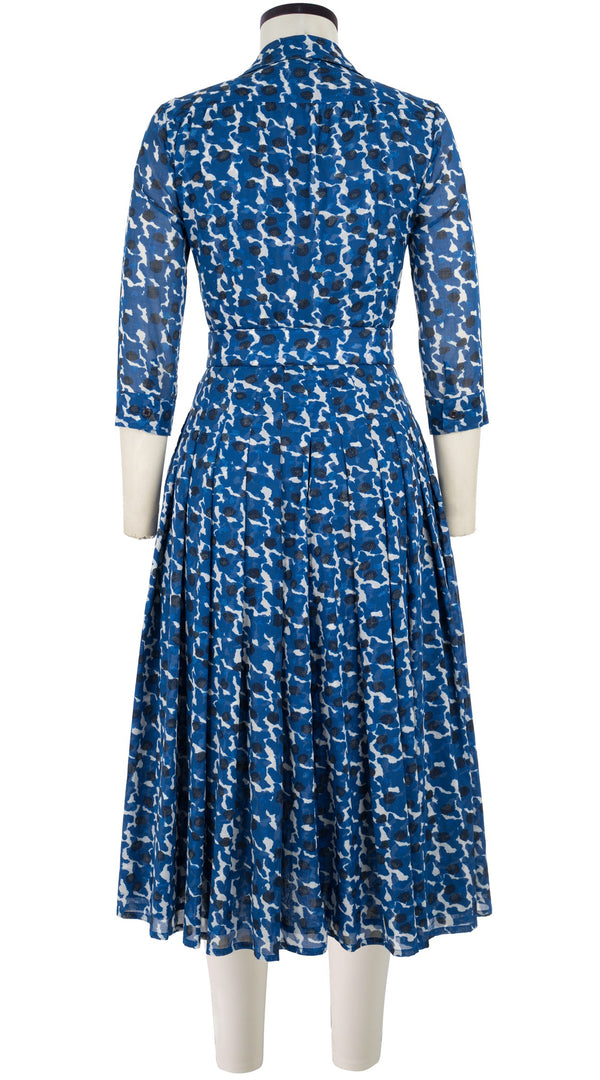 Abito Audrey n. 4, colletto a camicia, maniche a 3/4, lunghezza midi, in cotone (con motivo a pois)