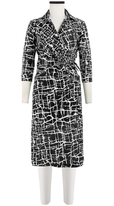 Hepburn Dress Shirt Collar 3/4 Sleeve Long Length Cotton Stretch (Thorn Branches)